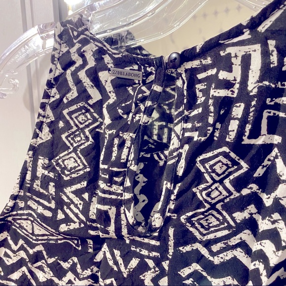 Billabong B&W Cropped Cami - Picture 4 of 5